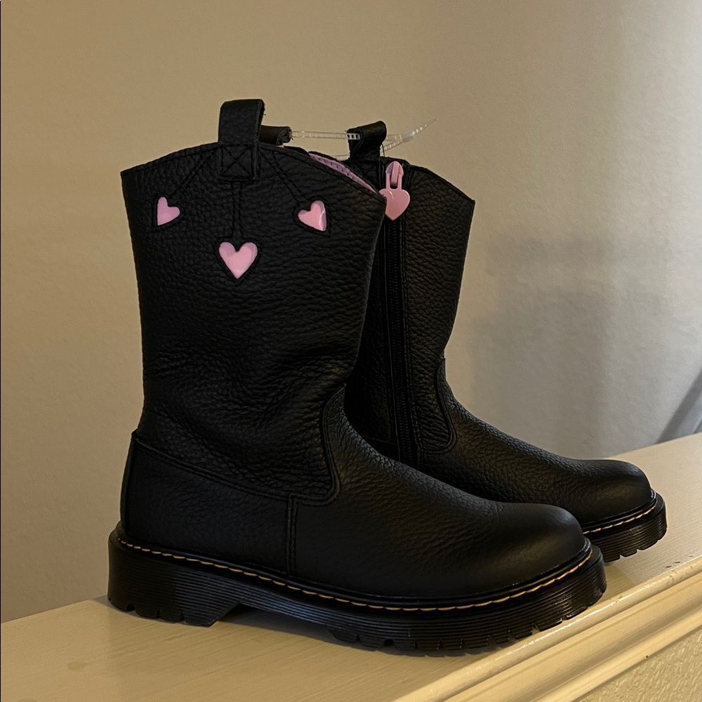 Dr. Martens Junior Heart Nappa Patent Leather boots size 5L New w/box - Picture 2 of 7